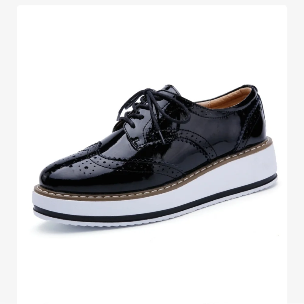 Women's Lace up Platform - Picture 2 of 2